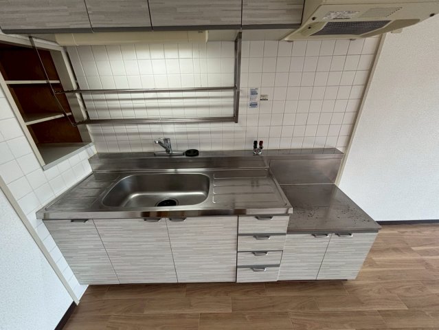キッチン　※別部屋写真
