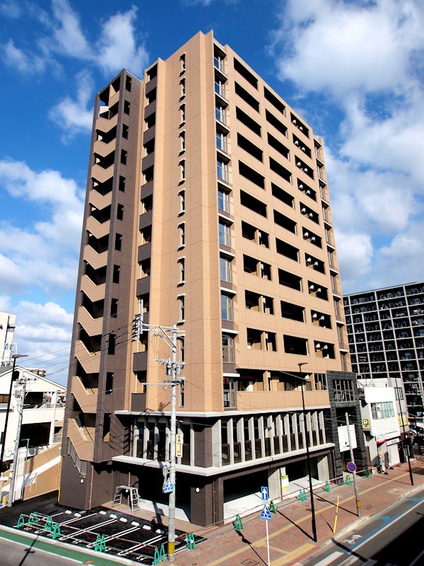建物外観　JR城野駅目の前に築浅マンションが堂々誕生。