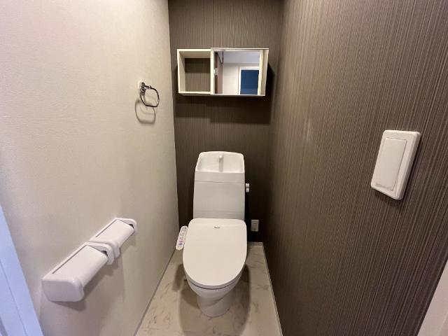 トイレ　シャワー付トイレ