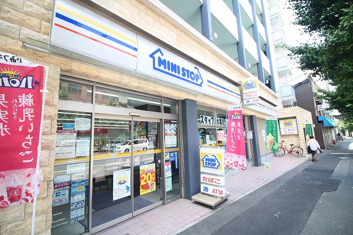 コンビニ　ミニストップ千本丸太町（コンビニ）まで290m