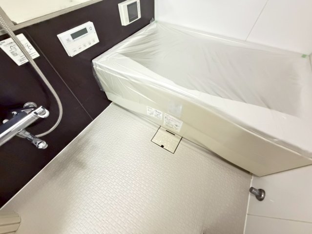 バス・シャワールーム　詳細は、RISUMO江坂本店→06-6155-7137まで♪