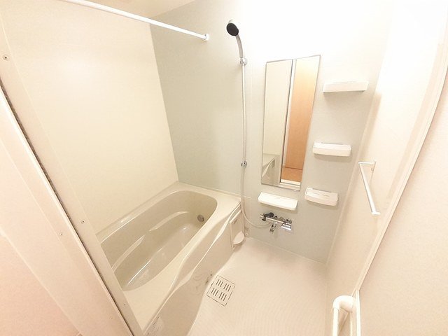 バス・シャワールーム　日々の疲れを癒すお風呂付です