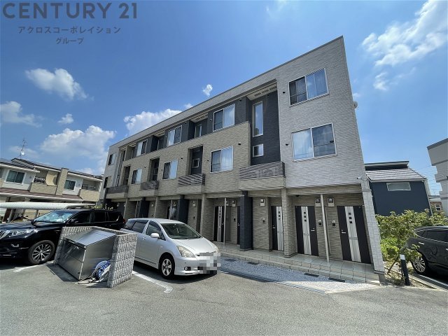 建物外観　TVモニター付きインターホン完備☆