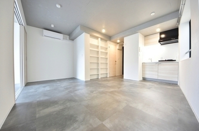 居室・リビング　参考写真　同物件別部屋