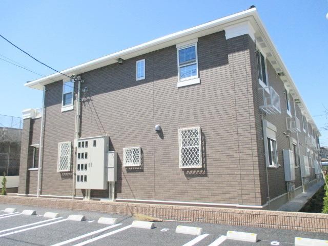 建物外観　～閑静な住宅街に立地～