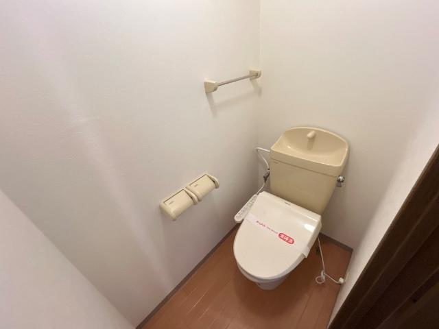 トイレ　シャワー付トイレ