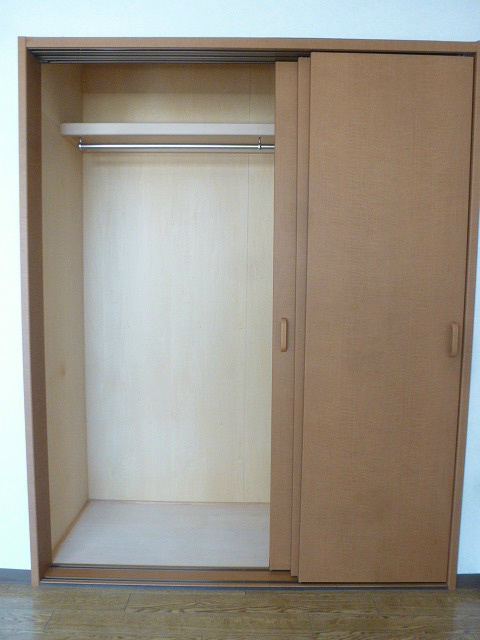 収納　※写真は301号室です。