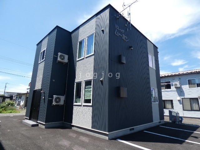 建物外観　ビレッジ　ムーミン