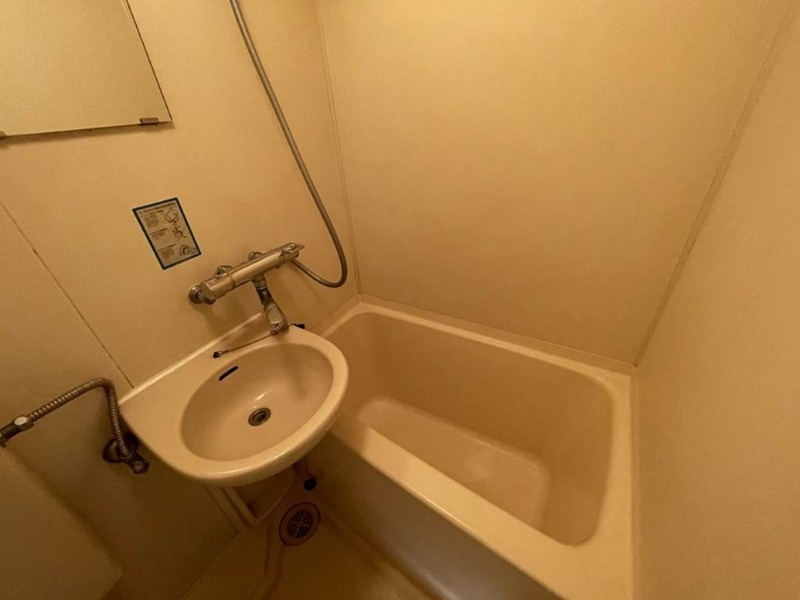 バス・シャワールーム　別部屋参考写真