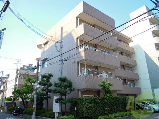 建物外観　ロイヤルエスタ服部
