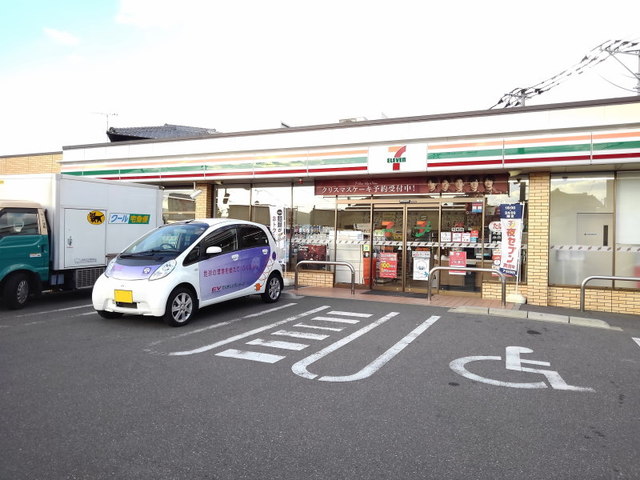 コンビニ　セブンイレブン博多南八幡町（コンビニ）まで240m