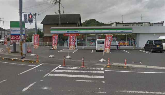 コンビニ　ファミリーマート玉野長尾店（コンビニ）まで324m