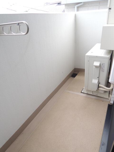 バルコニー　バルコニー?