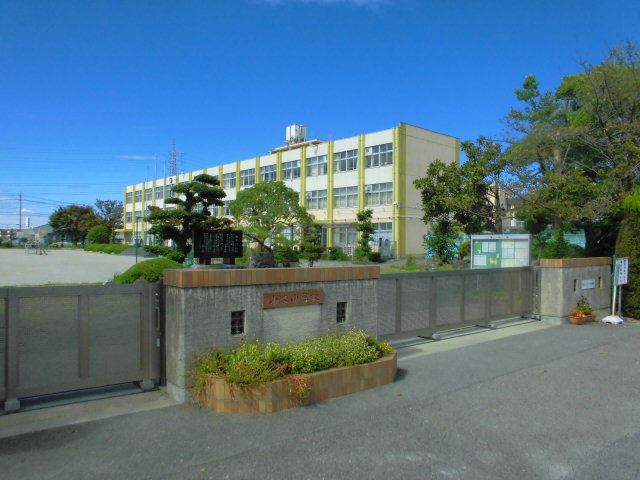 小学校　市立小木小学校（小学校）まで1800m