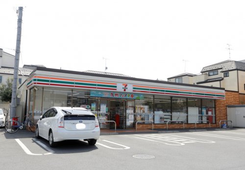 コンビニ　セブンイレブン葛飾細田１丁目店（コンビニ）まで208m
