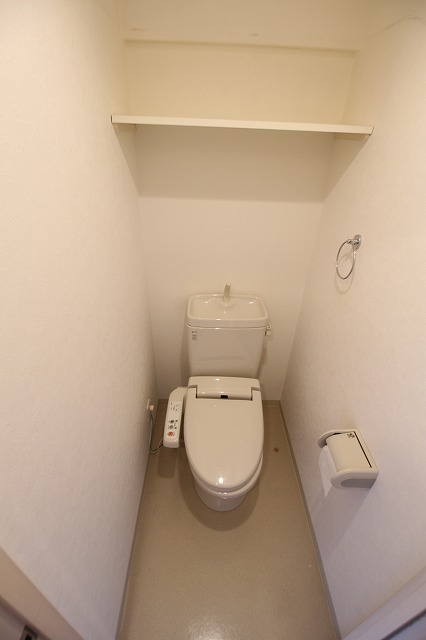 トイレ　別の部屋の写真です