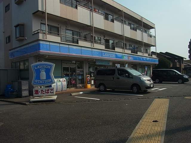 コンビニ　ローソン（コンビニ）まで500m