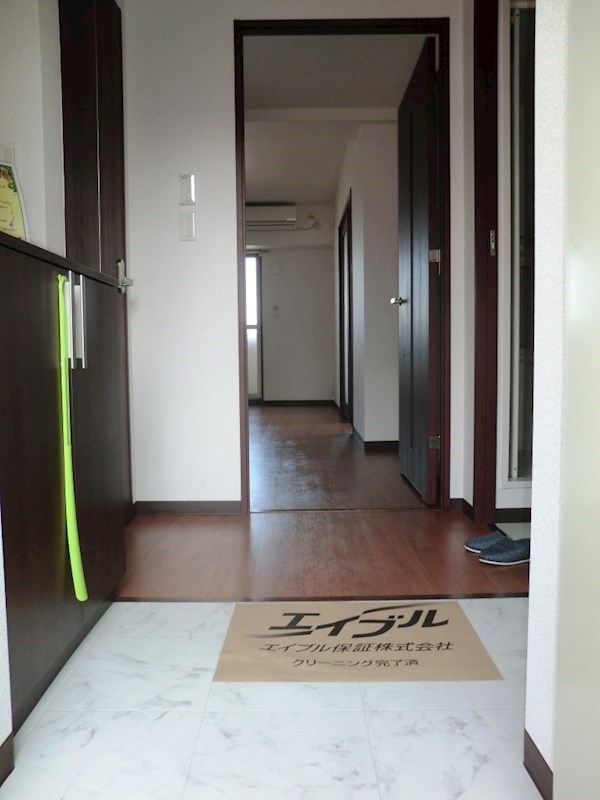 玄関　グランビア河原