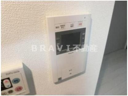 セキュリティ　【レオンコンフォート本町東II】モニター付インターホン