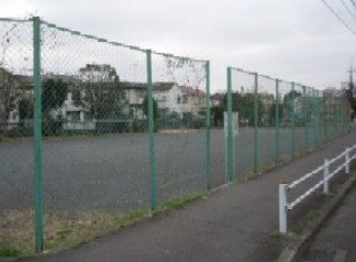 公園　南町第四児童遊園（公園）まで918m