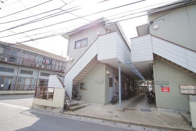 建物外観　★タウンハウジング稲田堤店★外観★