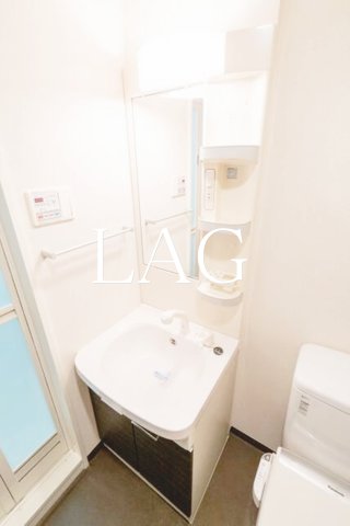 洗面設備　洗面台です。