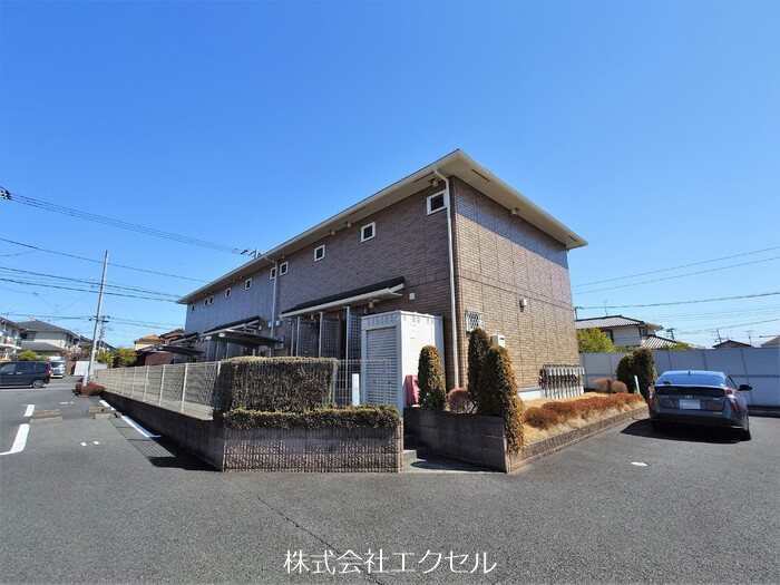 建物外観　福生駅徒歩10分圏内です。
