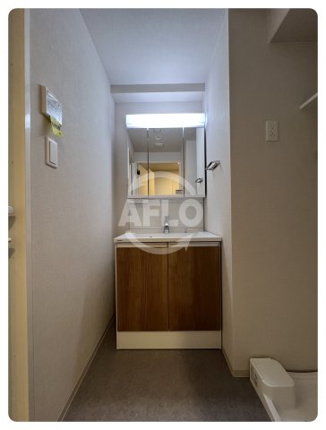 玄関　スプランディッド梅田北　洗面所