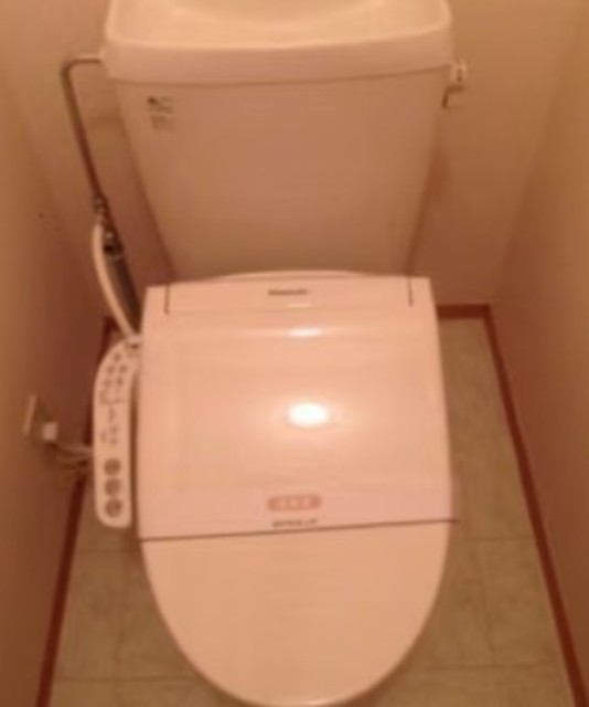 トイレ　参考写真です。