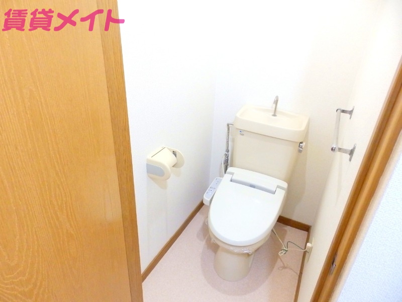 トイレ　別部屋参考写真です