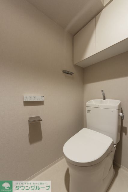 トイレ　※写真は同タイプ住戸です。