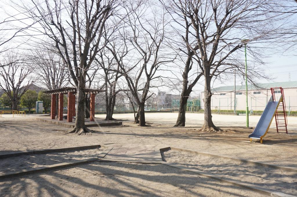 公園　戸塚藤谷公園（公園）まで512m