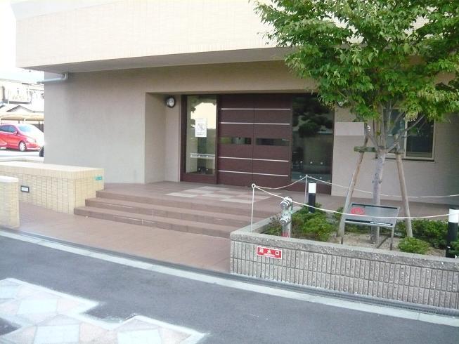 地下鉄谷町線 出戸駅 徒歩9分 8階建 築21年の外観写真