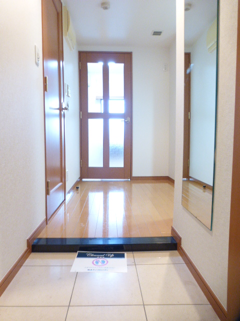 玄関　玄関※別部屋参考写真