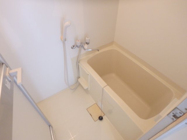 バス・シャワールーム　お風呂です