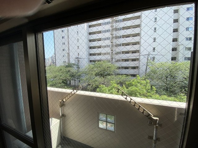 バルコニー　※別室参考写真