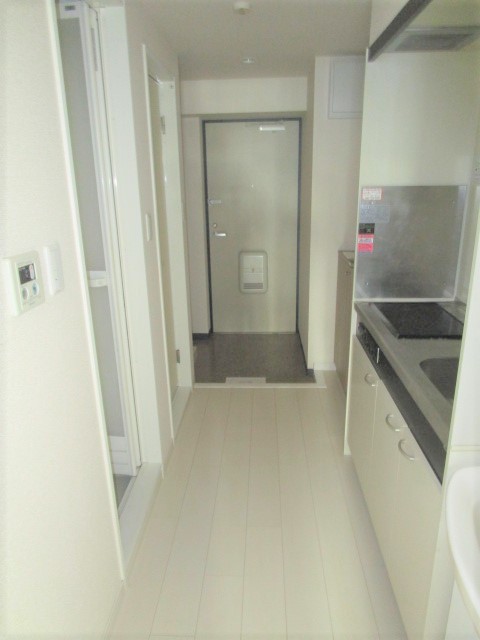 玄関　別号室の参考写真になります。