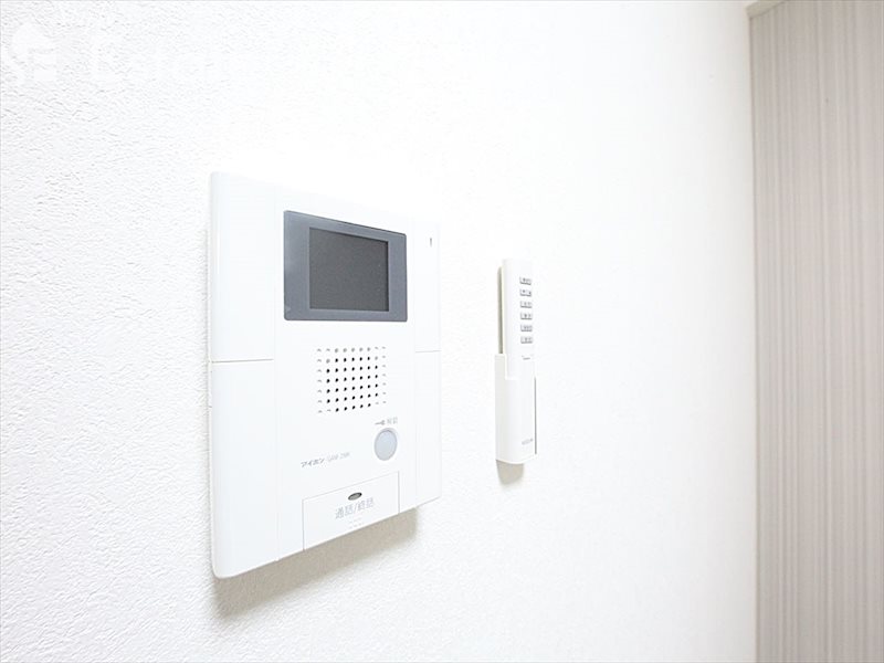 セキュリティ　モニター付きインターホン
