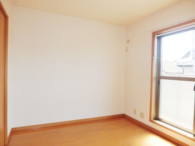 その他部屋・スペース　窓も大きく明るいですね