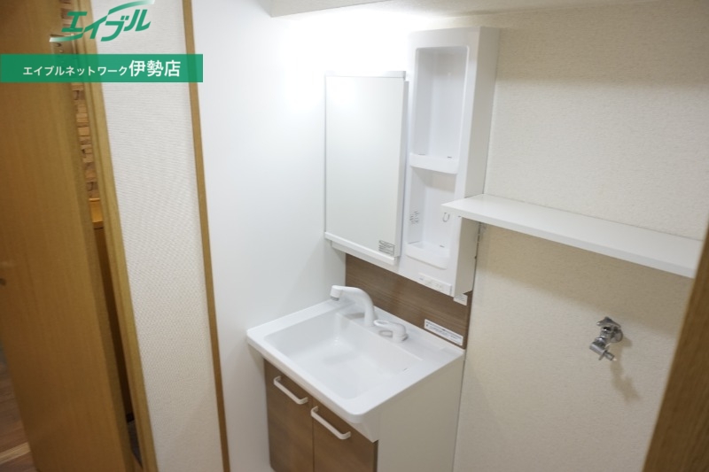 洗面設備　同型