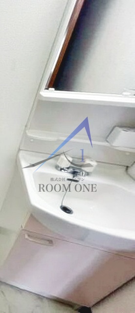 洗面設備　洗面台です。