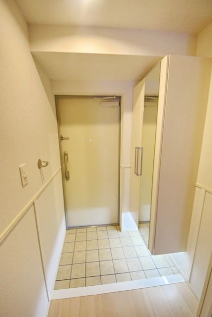玄関　★★駅まで平坦でアクセス可能★★