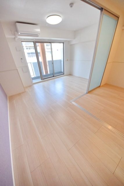 居室・リビング　★★駅まで平坦でアクセス可能★★