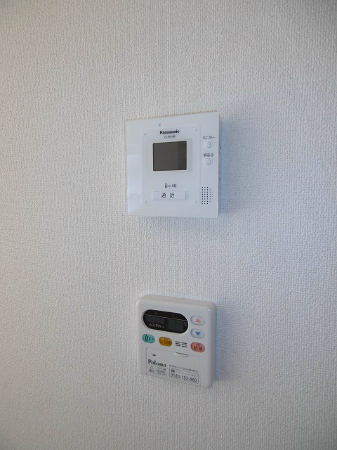 セキュリティ　ＴＶモニターホン　※写真は　101号室（反転）