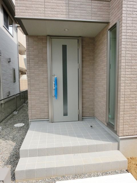 エントランス　お部屋へはこちらから