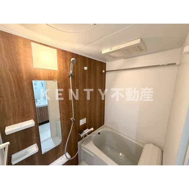 バス・シャワールーム　日々の疲れを癒すお風呂付です