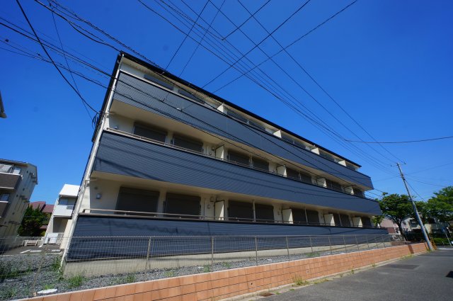 建物外観　物件、駅でお待ち合わせでのご案内歓迎！