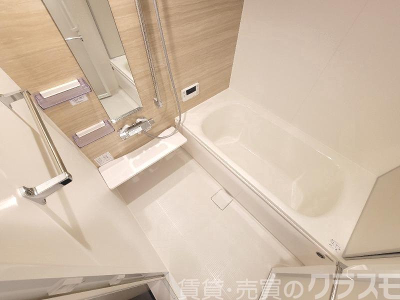 バス・シャワールーム　浴室乾燥機＆追い焚き機能付きバス♪