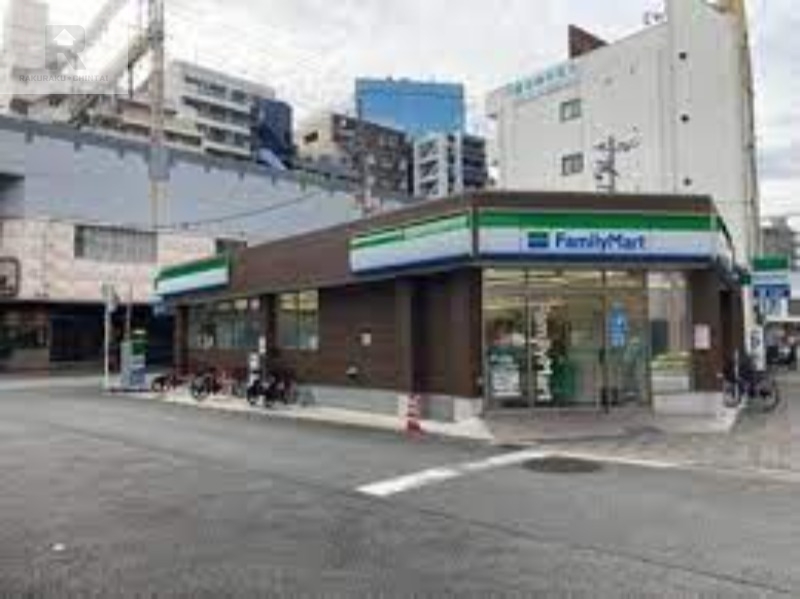 コンビニ　ファミリーマート京橋駅西店（コンビニ）まで149m