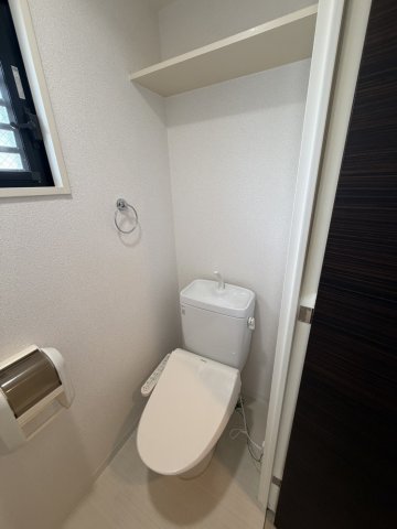 BSレジデンス栄のトイレ写真